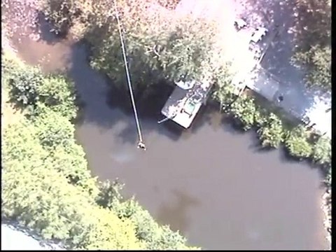 Saut à l'élastique au viaduc de la souleuvre