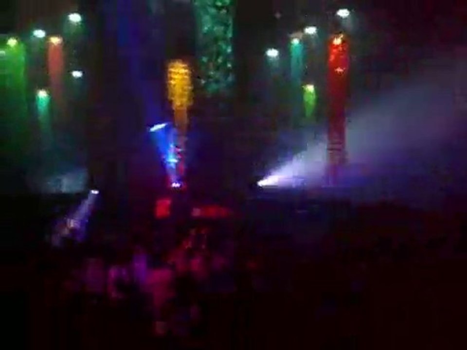 play party @ theatre de la villette 07/2010