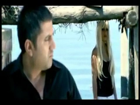 TANER ÖZDEMİR - SAÇLARINI TARAMIŞSIN