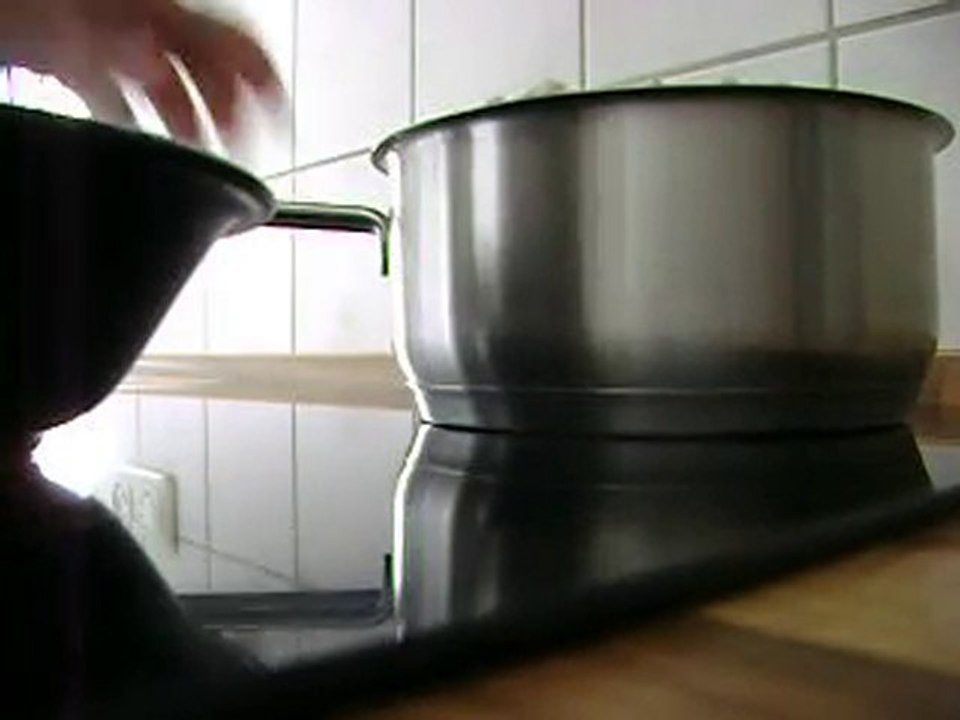 Wie koche ich einfachen Haferbrei zum Fruehstueck