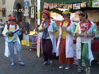 Caffeina. Viterbo si 'colora' di clown