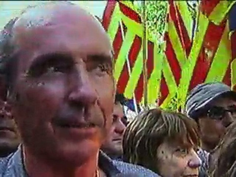 Lluís Llach a la manifestació del 10-7-2010