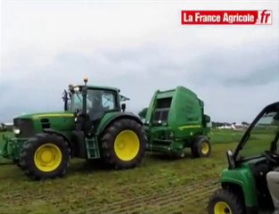 Presse à balle ronde de John Deere