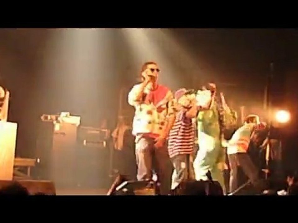 Da Krew reprend le générique de Denver le dernier dinosaure