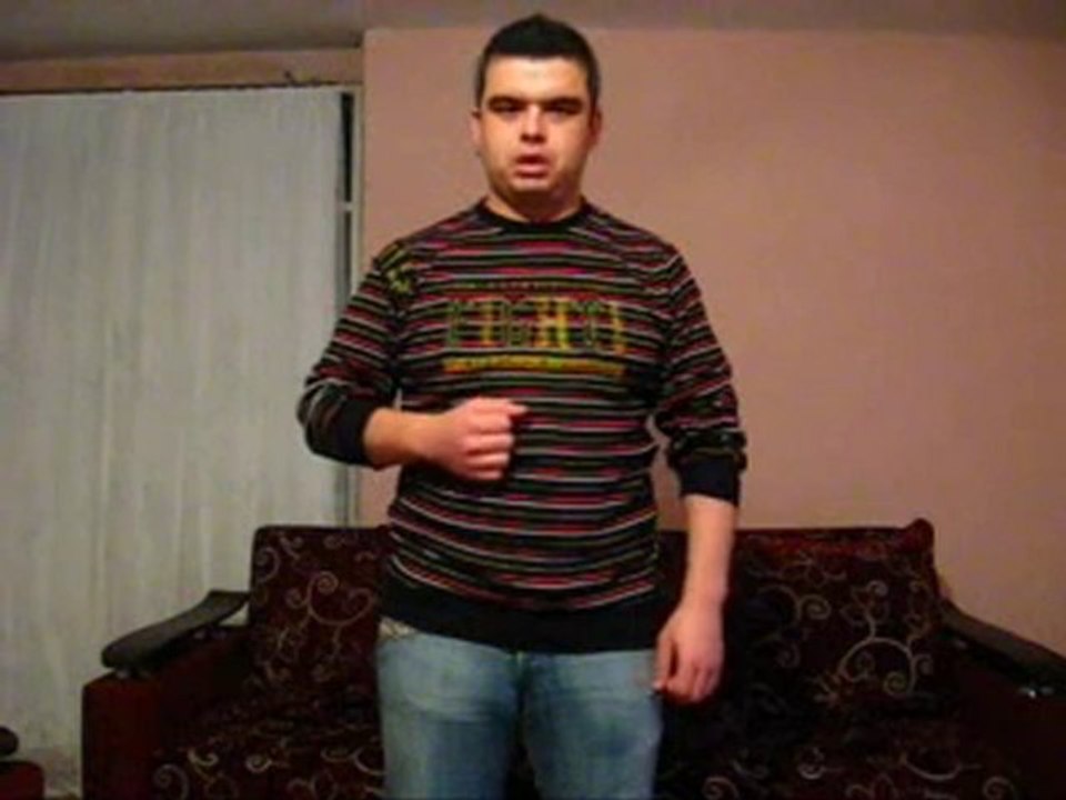 İzlemenden müthiş taklitler!!!
