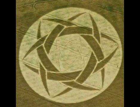 Crop circle Guys Cliffe Warwickshire 10 juillet 2010