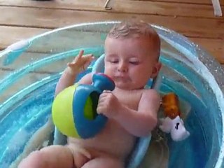 GYM AQUATIQUE JULES 8 MOIS