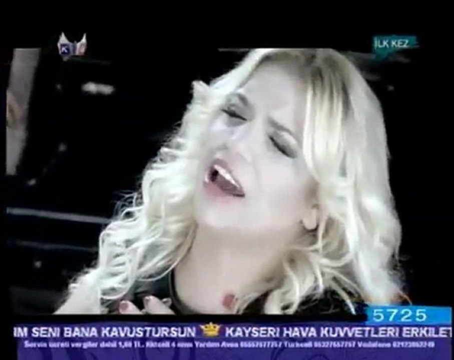 Kibariye - Konussana Birtanem (2010) by Aluxton