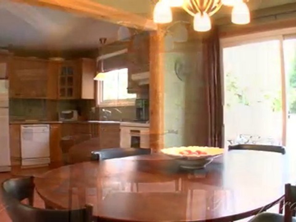 Real Estate Video Tour of 30 Lionel Stone