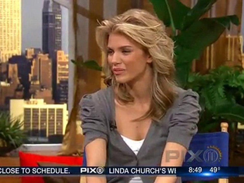 PIX_Morning_News_-_AnnaLynne_McCord_-_4-21-09