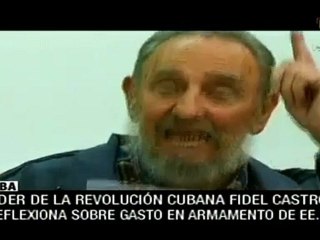 Fidel Castro reapareció en medios y cuestionó doble discur