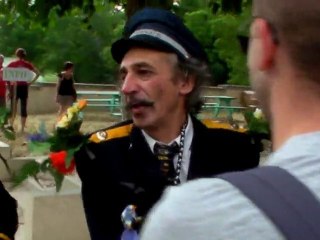 pekno parade accueil a la gare  (drôme)