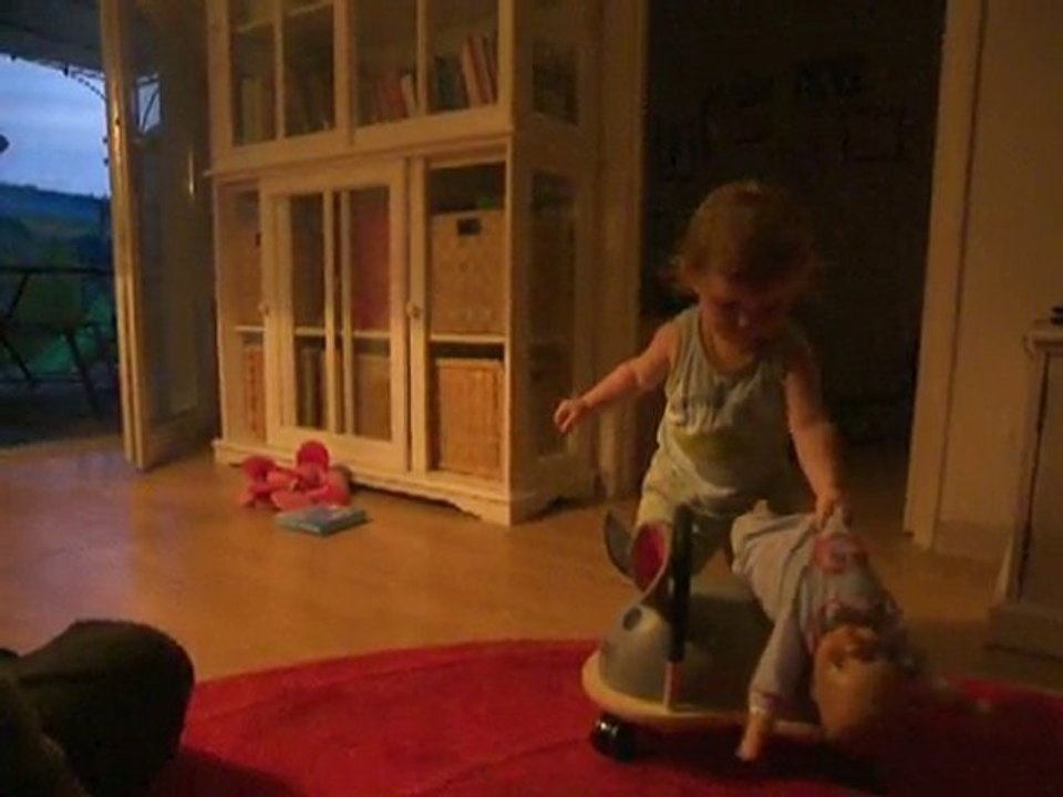 Anaïs fofolle jusqu'au bout de la nuit