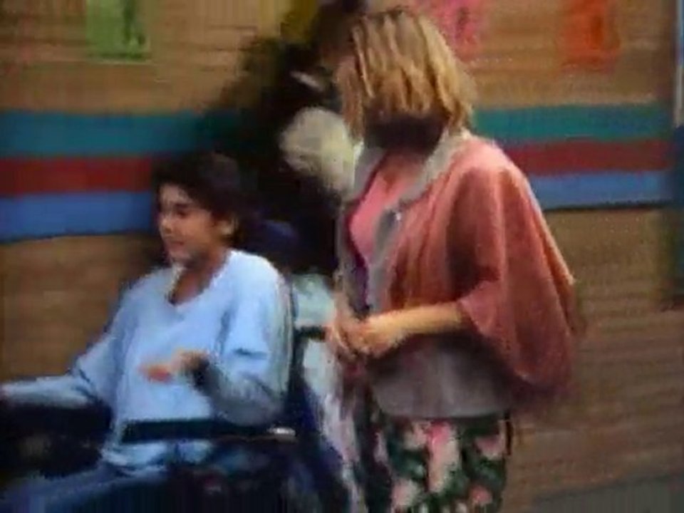 Degrassi High - s02e10 - "Showtime - Part 1" - (Part 1 of 2)