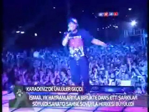 Ismail YK Amasra Konserinde B. Akarsu'yu Hangi Sözlerle Andi
