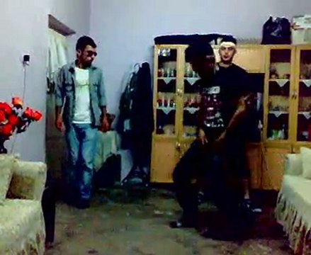 Kızıltepeli 3 Kafadar 1.Bölüm (Beğen)+(Paylaş)