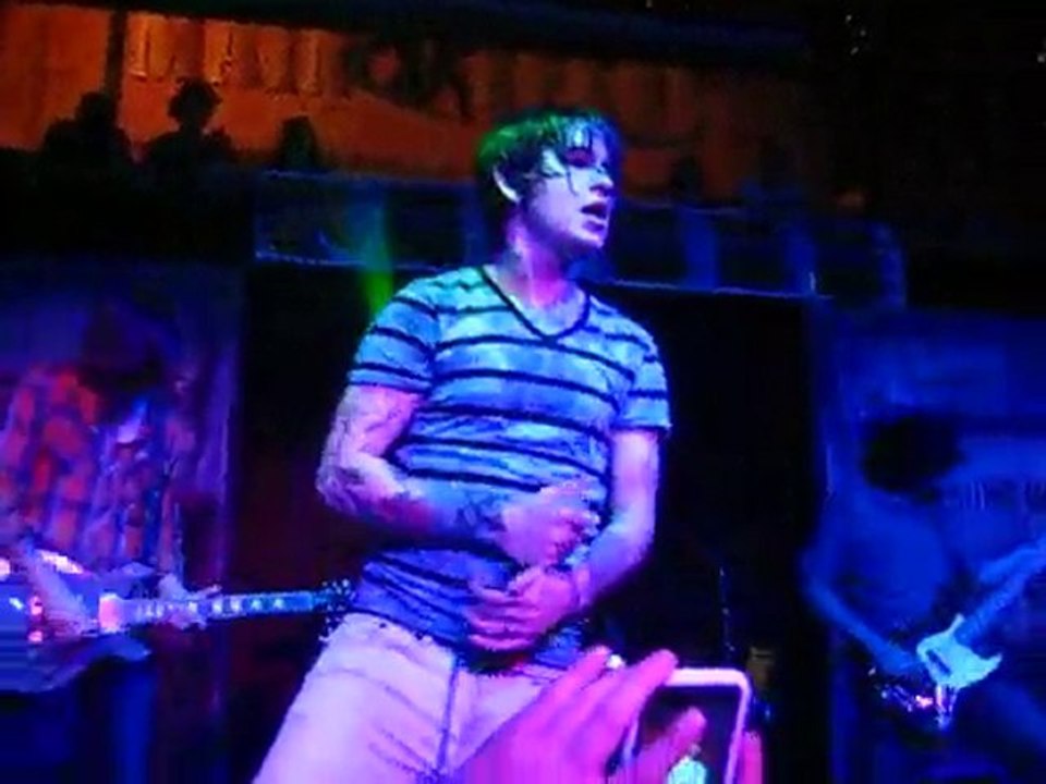 Framing Hanley - Lollipop (Live)