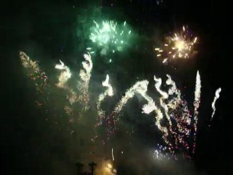 Feu D'artifice 2010 à Arbent (01) Part 8 Bouquet Final