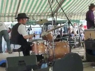 Ian Scott au Coudray Montceaux (Essonne) vidéo N°1 sur 2