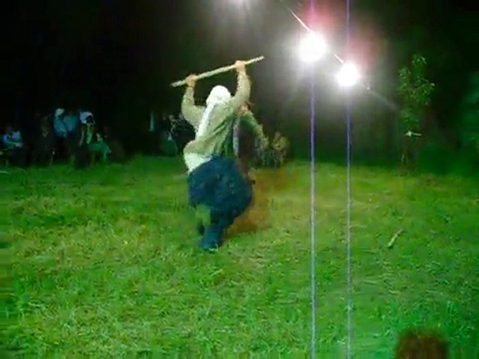 GÜNEY KÖYÜ'NDEN ARAP OYUNU