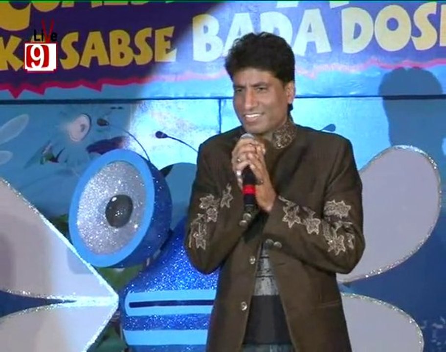 "Sholay's Gabbar Singh Turns GAY!! " Claims Raju Shrivastav