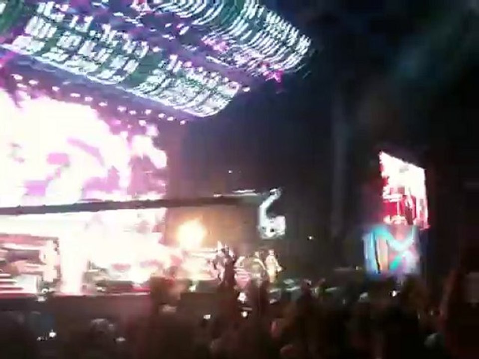 PINK bad influence live 13.07.10