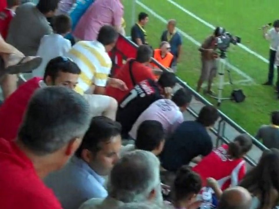To contra.gr sto Aris-Benfica (1)