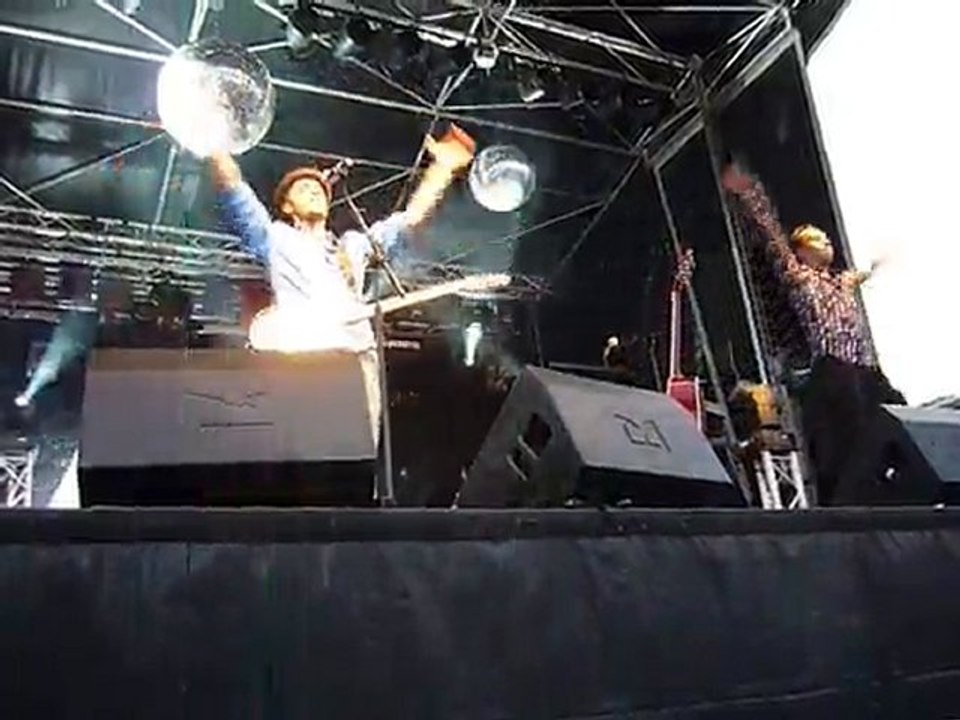 Happy Pop Club + final - Live Barlin Festival 13/07/2010