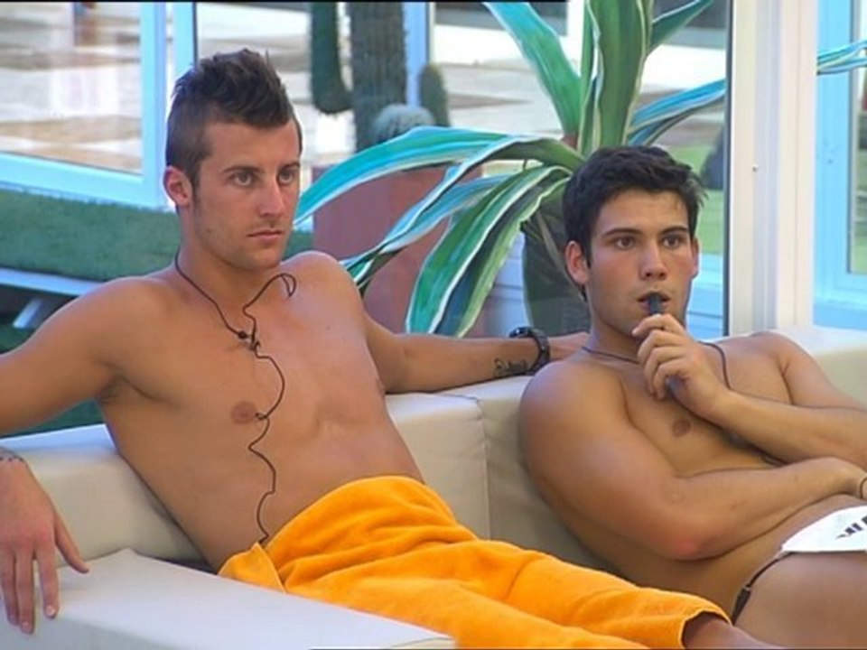 Marie met en garde JC