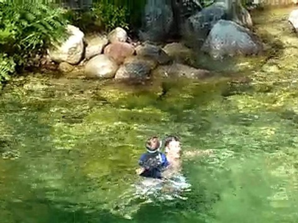 20100701 Nico et papa toboggan torrent 2 Corse