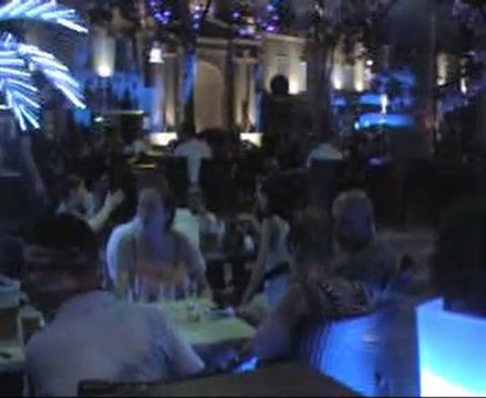 COLISEE CHEZ MIKE 13300 SALON TEMOIGNAGE ET PATRIMOINE