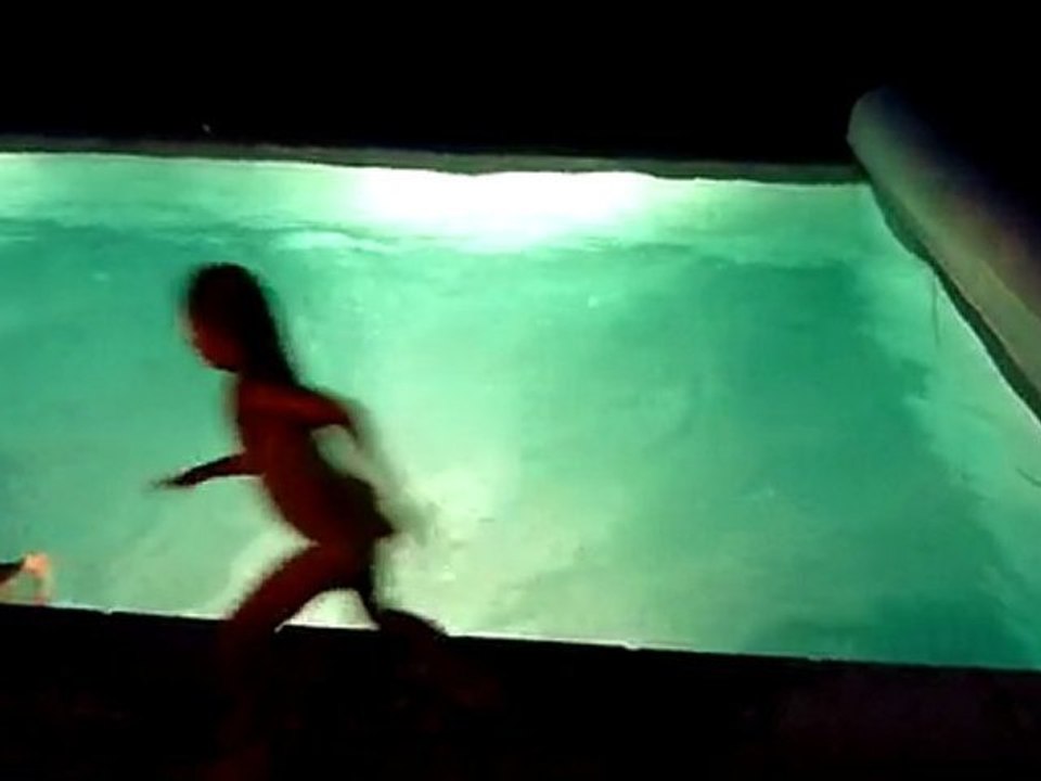 20100702 Baignade de nuit piscine Corse