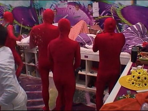 Alerte ! David et les Redmen attaquent le Cube !