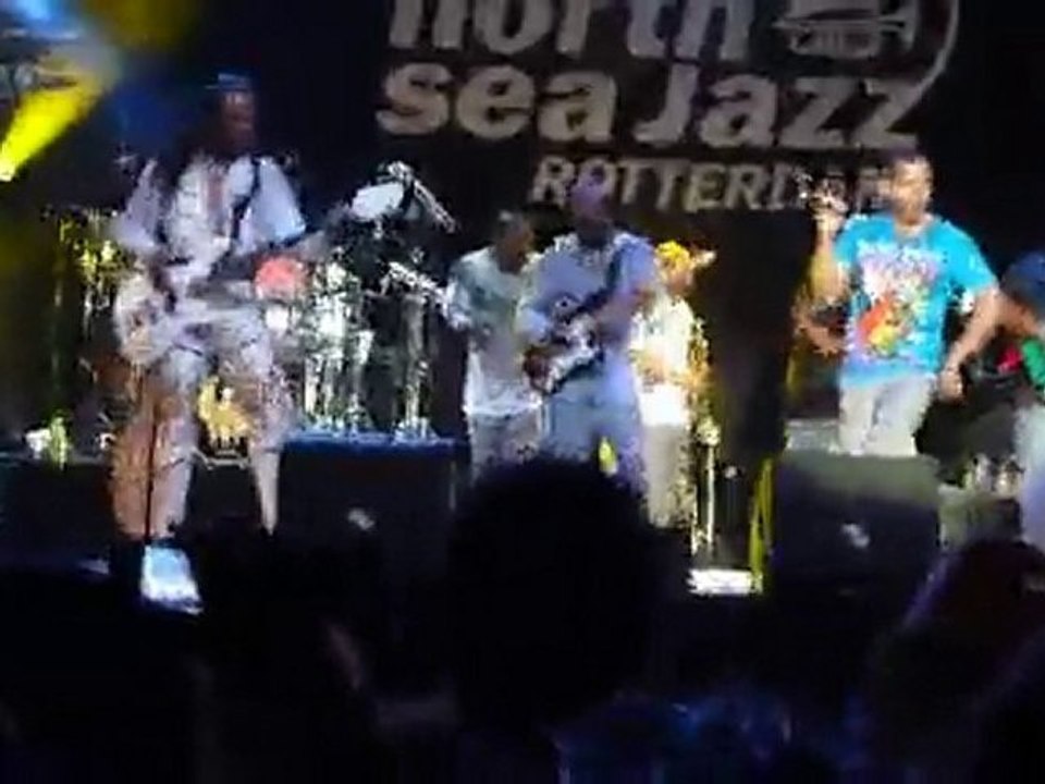 Earth, Wind and Fire - September