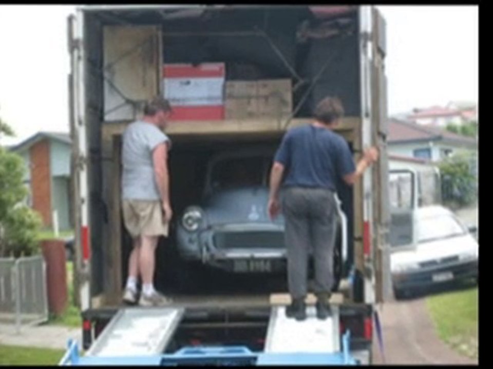 Robinson Express - Furniture Removals & Storage