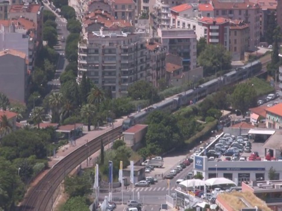 63. DANSE AVEC LES TRAINS