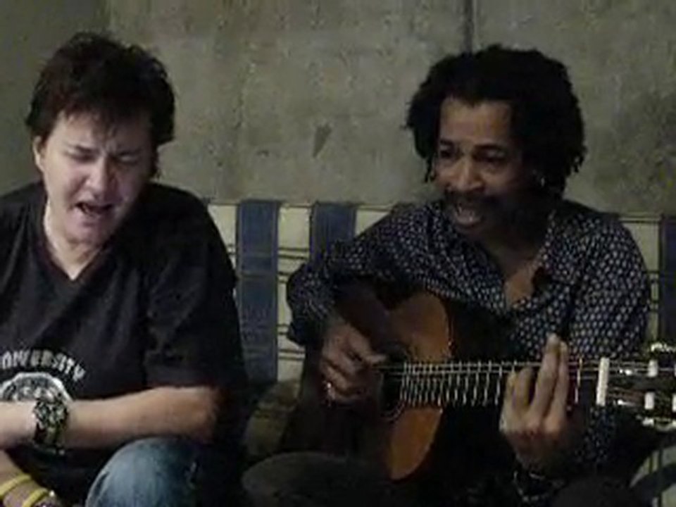 Entre mis recuerdos  (Luz Casal)