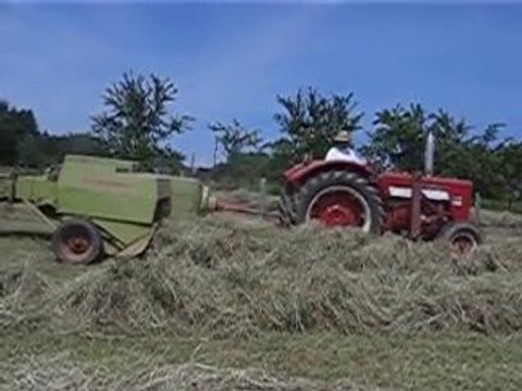 Presse Claas Trabant Mc Cormick IH 523