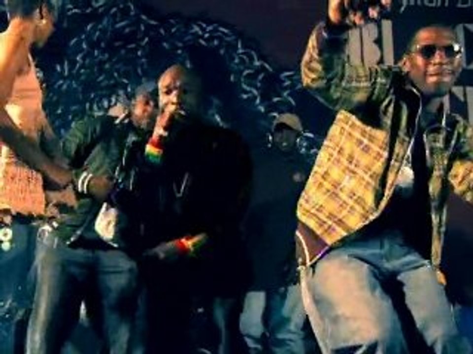 Strange Fruit Project Ft. Erykah Badu - Get Live