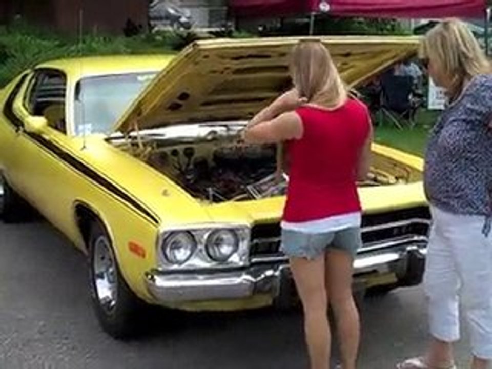 Local Muscle- 1973 Plymouth Roadrunner