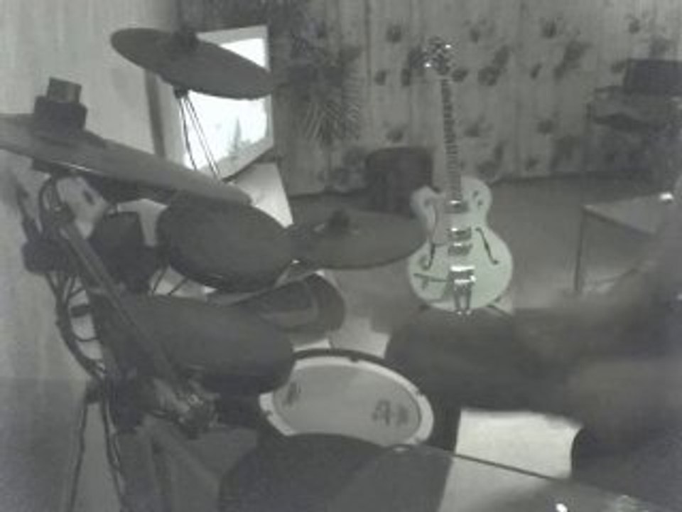 bat , black of white by Jes91