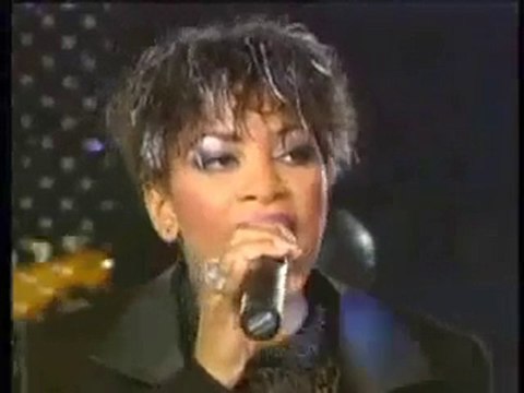 Tatiana MIATH - Romantik & Mr Radio (live)