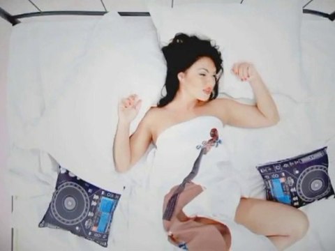 DJ MARI FERRARI @ MJU MJU