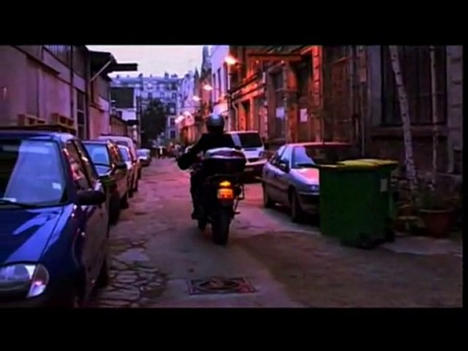 Crossdresser (2009) - fragman