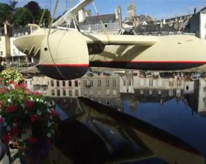 Mise à l'eau prao Epicure à Quimperlé