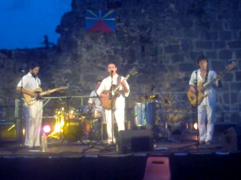 MALODJ' live @ St-Germain de Confolens 8/7/2010.