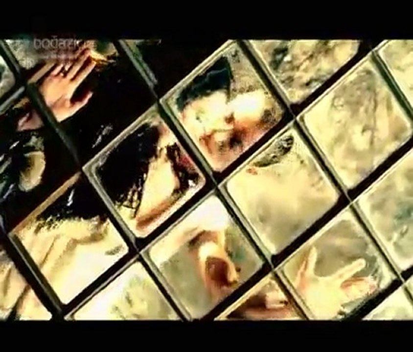 Mustafa Sandal & Natalia - Aska Yürek Gerek