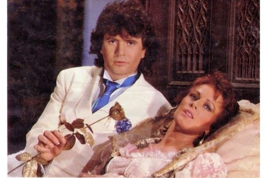 Belle : Daniel Balavoine & Frida - Champs Elysees (1983)