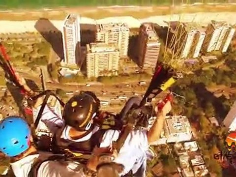 (HD) Voo Duplo de Parapente no Rio :: Pedra da Gávea (2010)