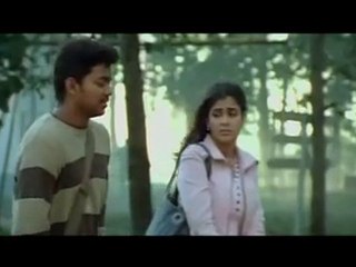 Genelia and vijay  Handshake scene from Sachein